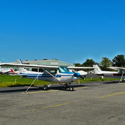 Cessna airplanes on the ramp at Pitcairn Flight Academy available for rent